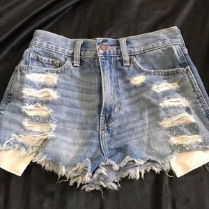 Hollister vintage short - high rise size 00 w 23
